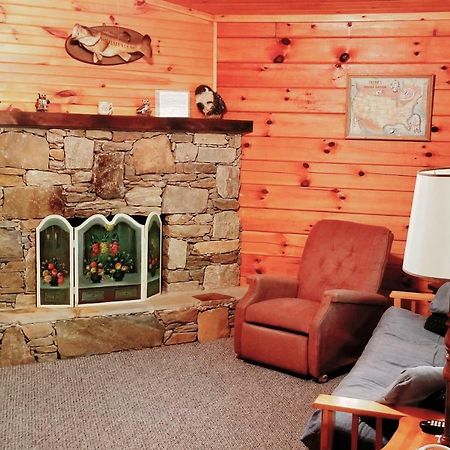 Tanglewood Motel And Log Cabins Maggie Valley Exterior foto