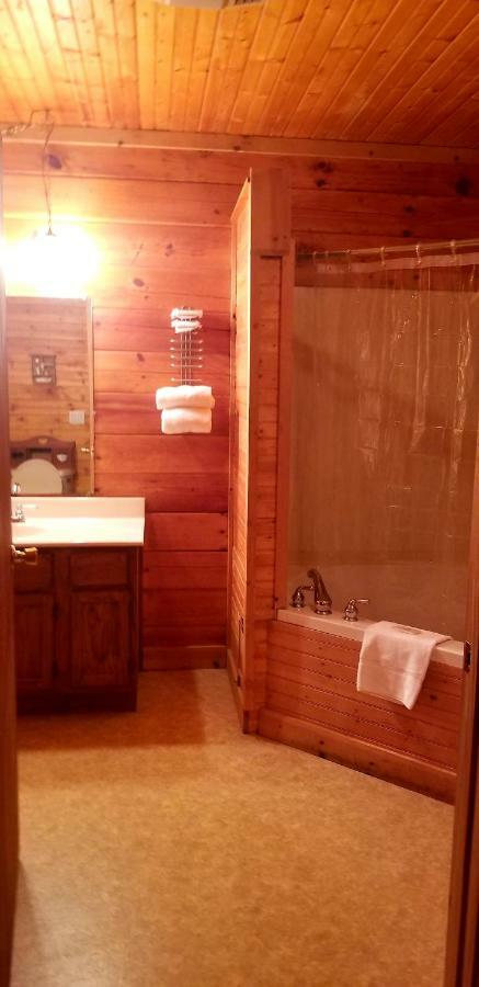 Tanglewood Motel And Log Cabins Maggie Valley Exterior foto