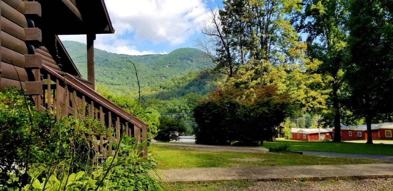 Tanglewood Motel And Log Cabins Maggie Valley Exterior foto